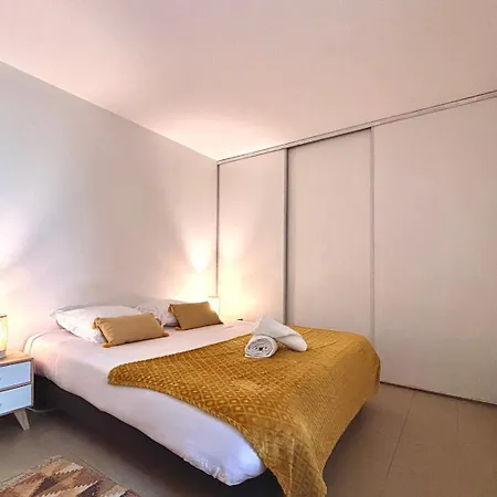 Lägenhet Le 14, 4 Pers, 2 Chambres, Clim, Proche Autoroute *