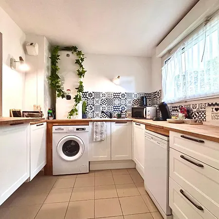 Apartman Le 14, 4 Pers, 2 Chambres, Clim, Proche Autoroute