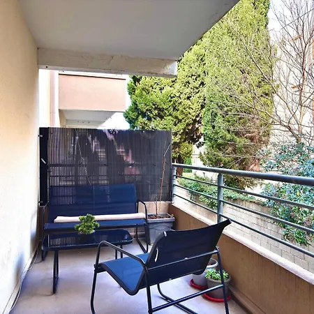 Le 14, 4 Pers, 2 Chambres, Clim, Proche Autoroute * Nîmes