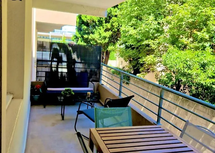 Le 14, 4 Pers, 2 Chambres, Clim, Proche Autoroute *